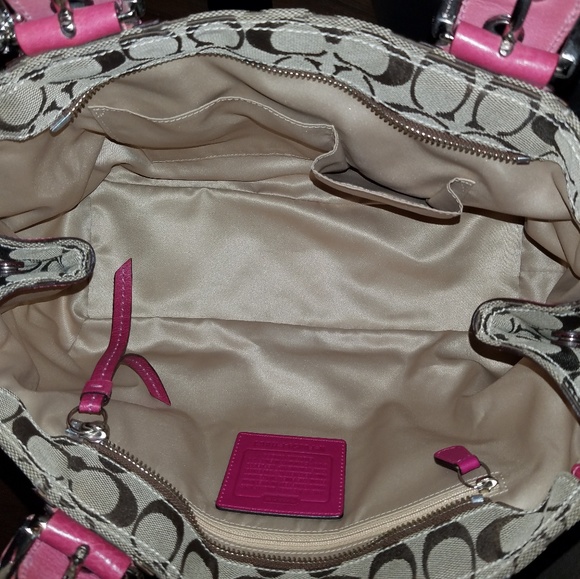 COACH SoHo Signature Tote - Picture 2 of 4